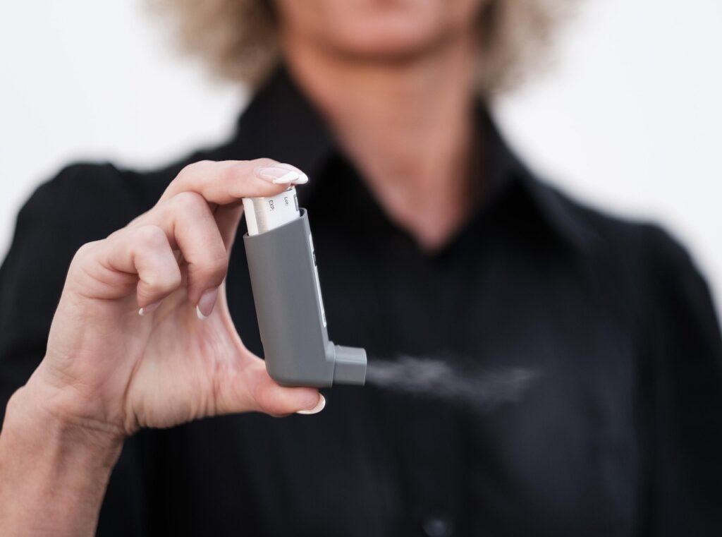 inhaler 9255327 1280